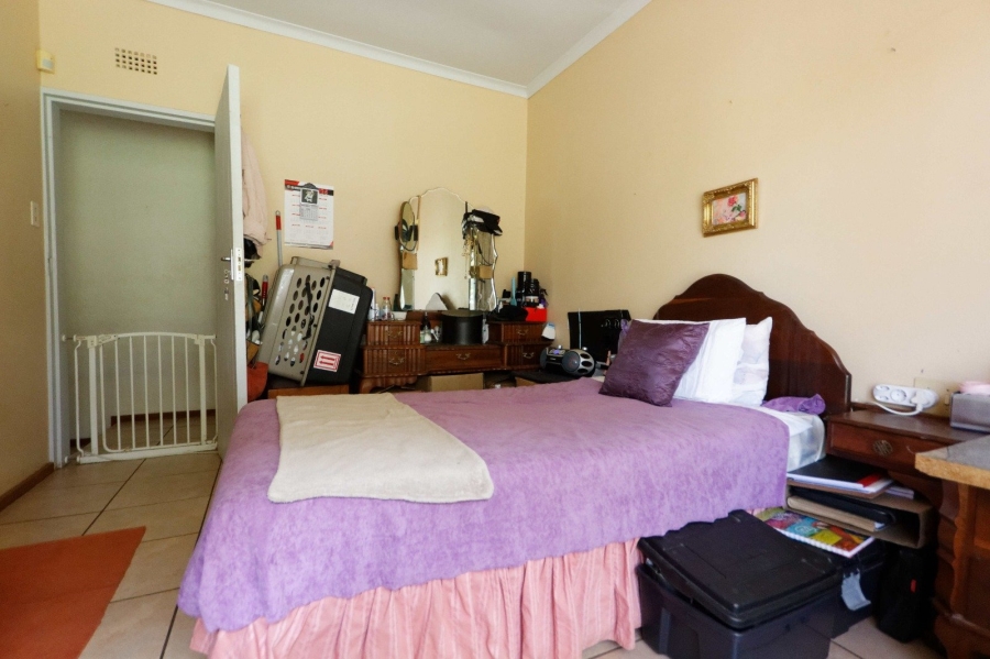 5 Bedroom Property for Sale in Wilkoppies North West